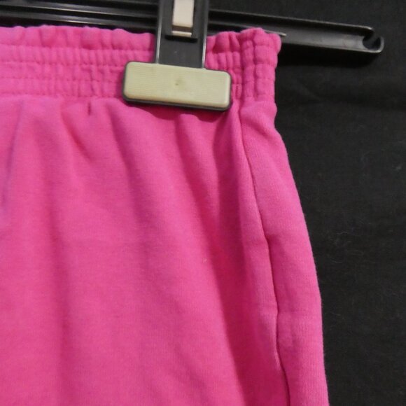 Unbranded | 10 inch waist | Pink Shorts With Silver Heart Design - Picture 5 of 15